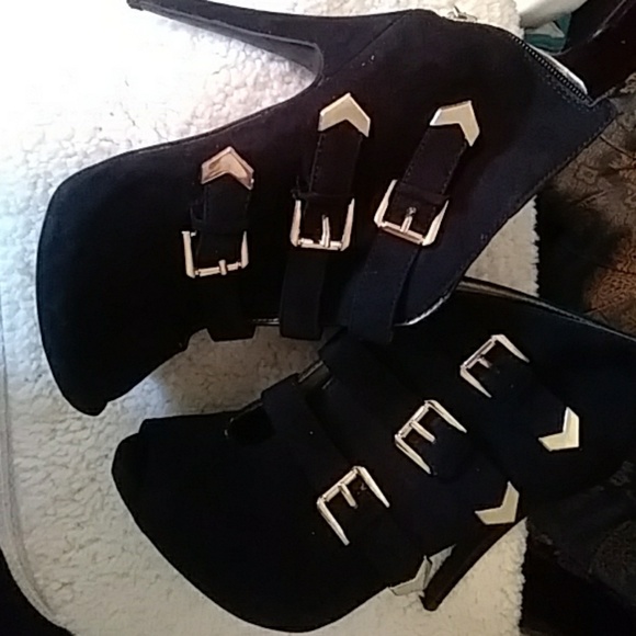 Booties - Picture 3 of 3